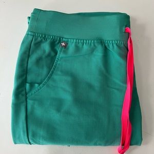 Figs Surgical Green Zamora Jogger Scrub Pants